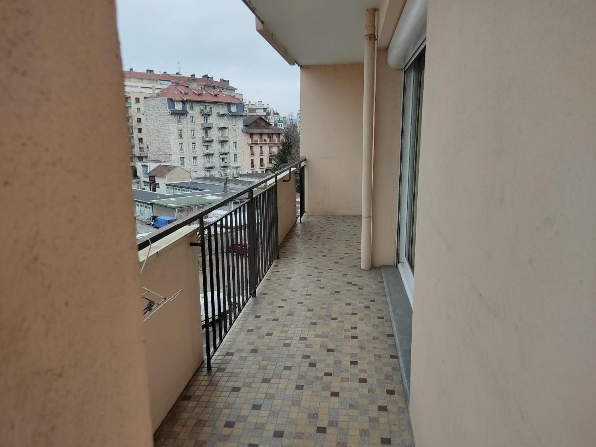 Charmant Appartement Au Bord Du Thiou - آنسي المظهر الخارجي الصورة